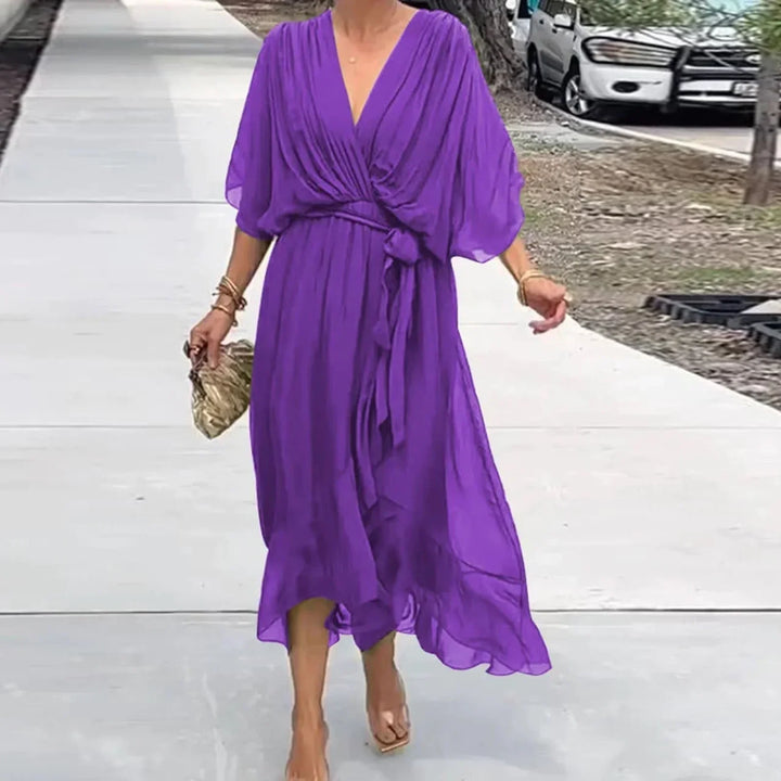 Levoire | Élégante Robe D'Été Avec Décolleté En V Lilas