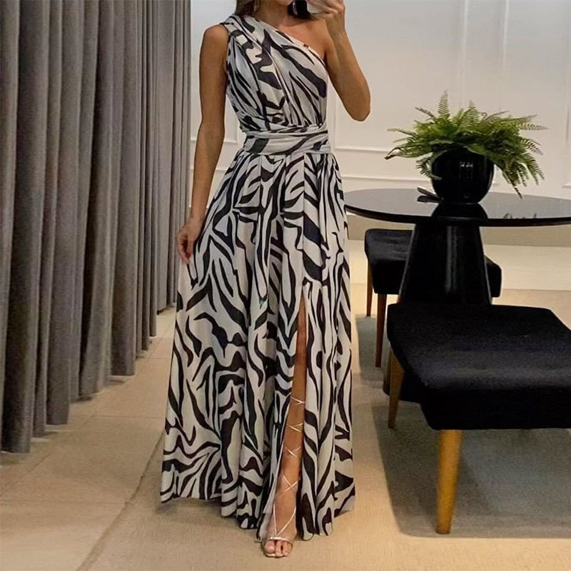 Levoire | A Strapless Maxi Split Dress Bland