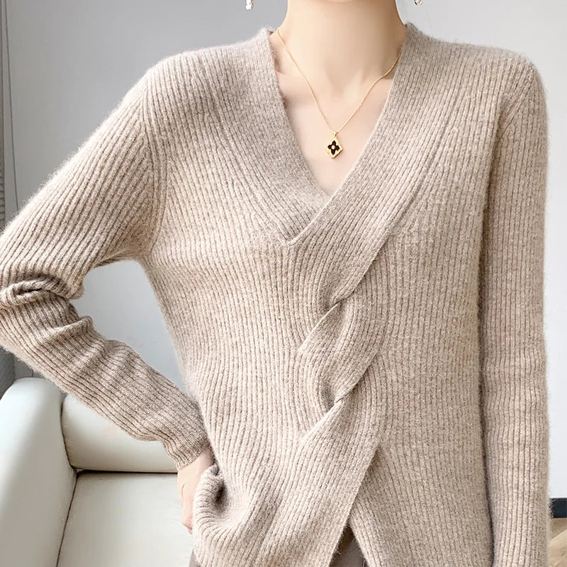 Levoire | Pull Femme Avec Décolleté En V Et Sensation Cachemire Khaki