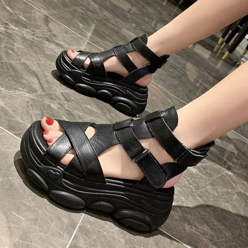 Levoire | Sandales Romaines Volumineuses Au Look Moderne Noir
