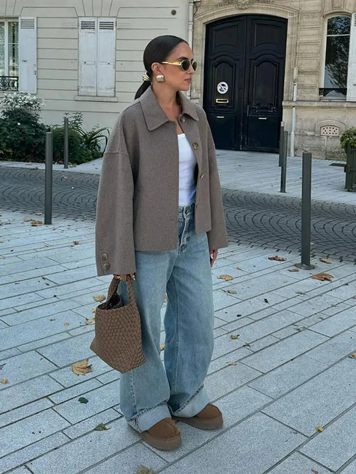 Levoire | Long Elegant Jacket With Long Sleeves And Button