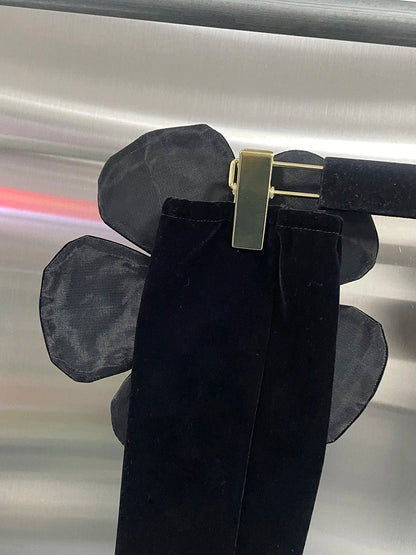 Levoire | Collier En Crocodile En Cristal Brillant Pour Un Look Accrocheur