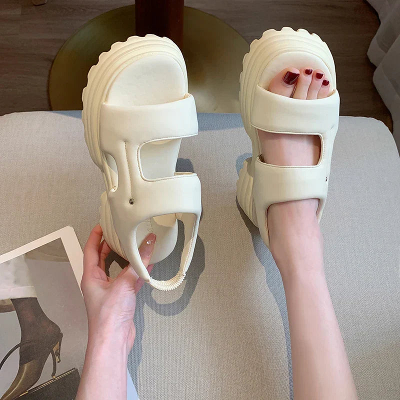 Levoire | Chunky Comfy Strap Ibiza Sandales