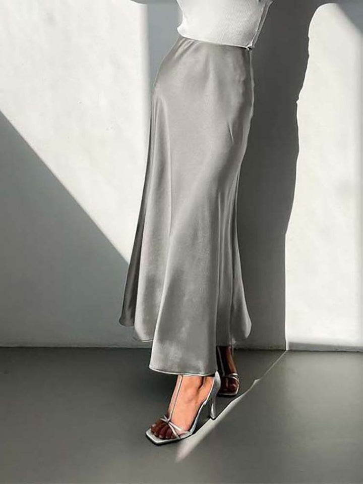 Levoire | La élégante jupe midi en satin Gris