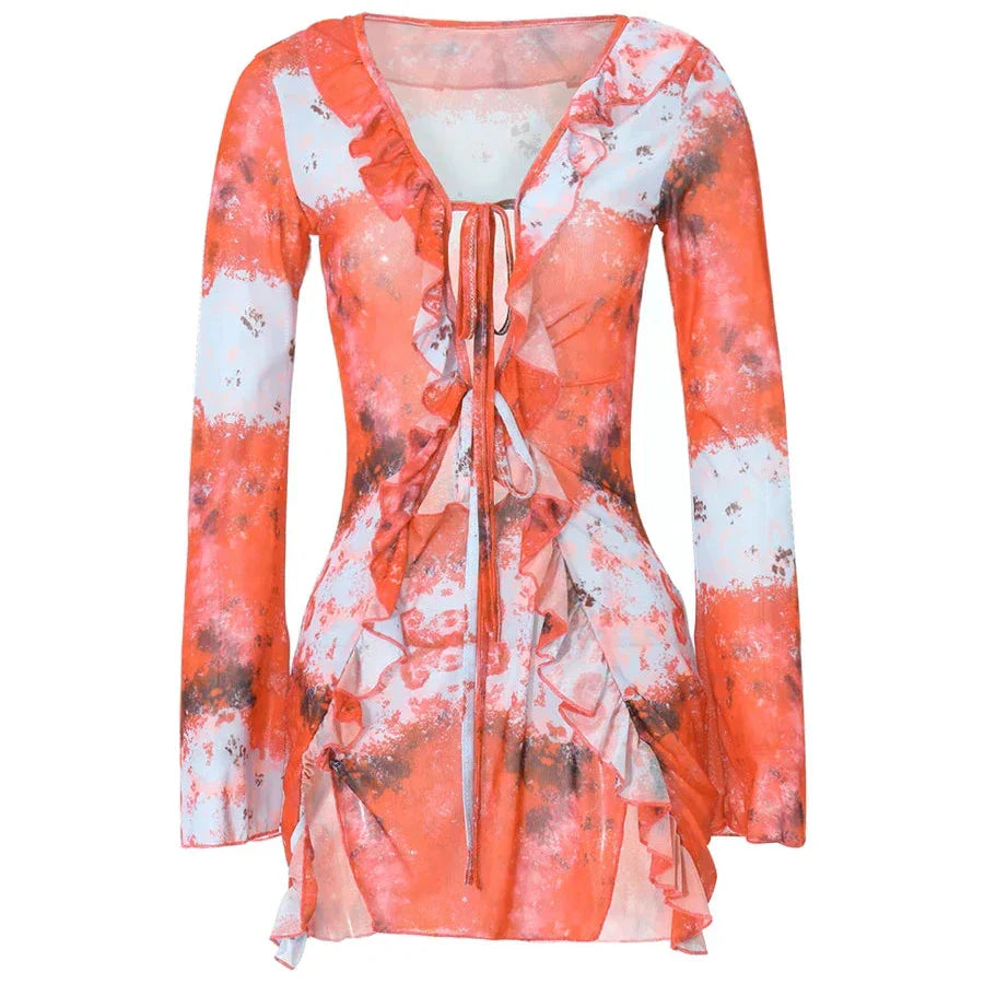 Levoire | Robe Mini À Manches Longues Batik Avec Détails En Volants Pour Un Design Frais Rot