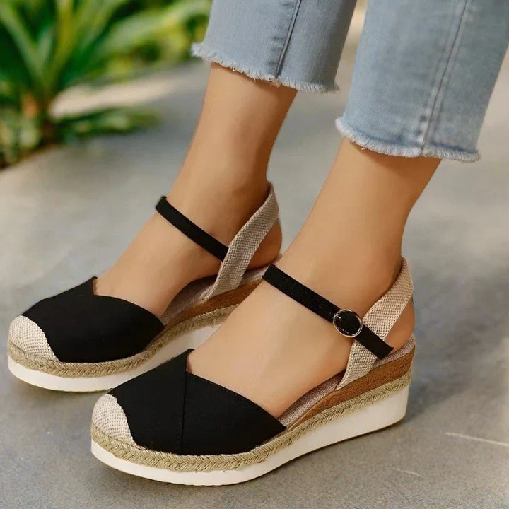 Levoire | Sandales Compensées Élégantes Et Confortables Pour Femmes Avec Boucle Noir