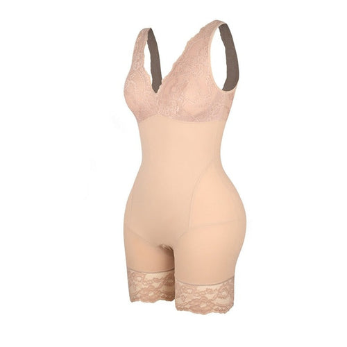 Levoire | Costume De Lingerie Avec Dentelle Qui Met En Valeur La Silhouette