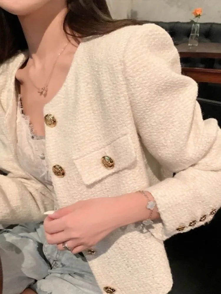Levoire | Manteau Elegant Avec Boutons, Parfait Pour Un Look Hivernal Raffine