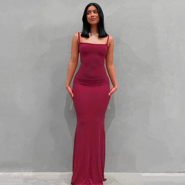 Levoire | Robe Maxi Slim Bordeaux sans manches