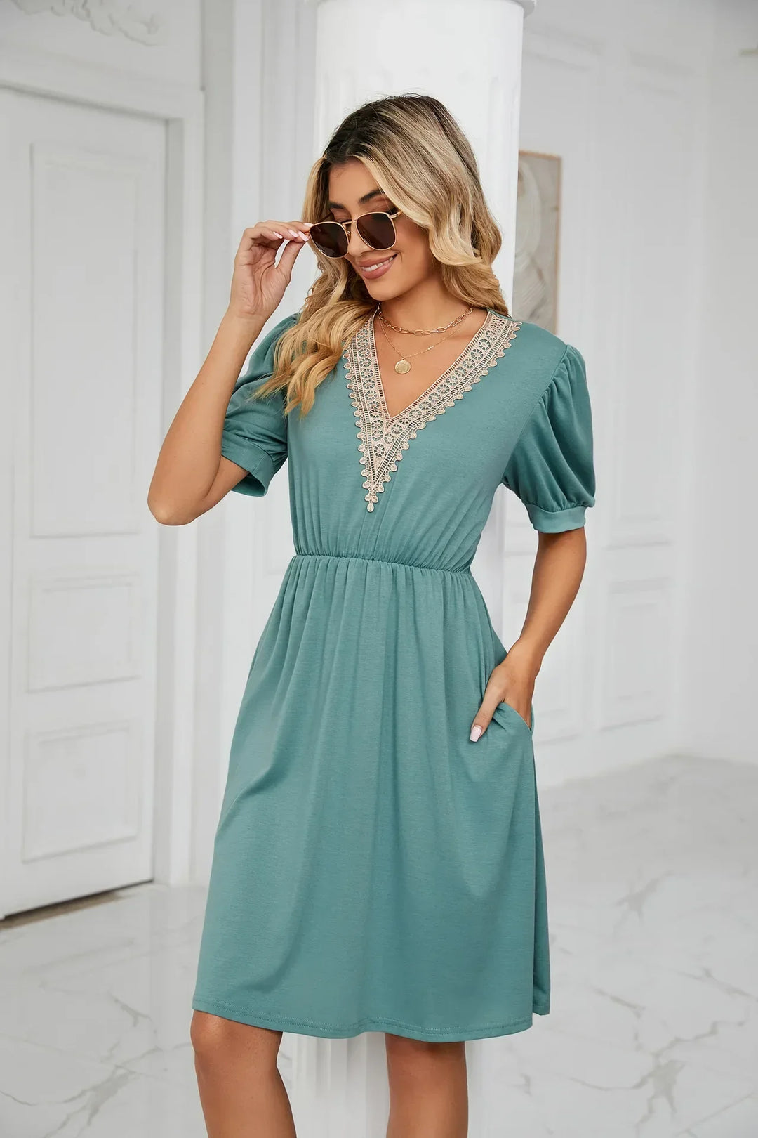 Levoire | Robe En Patchwork Simple Avec Des Pointes Pour Le Printemps/Été