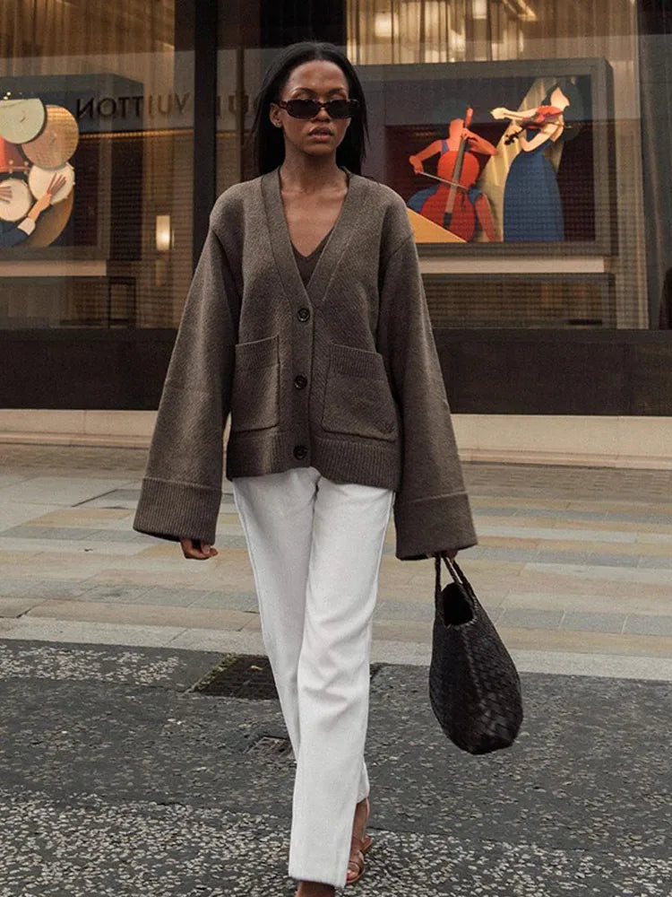 Levoire | Élegant Cardigan À Décolleté En V