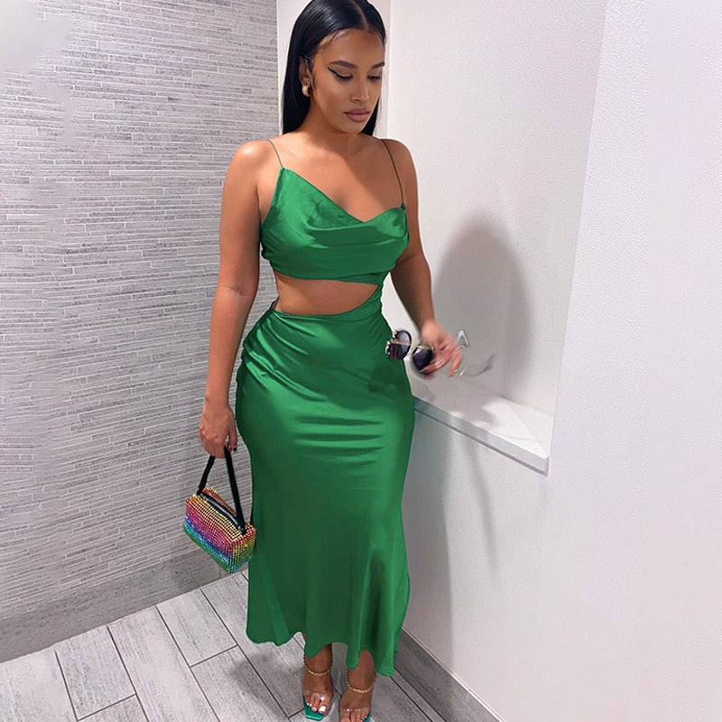 Levoire | Robe Bodycon Longue Satin Vert À Côtés Creux