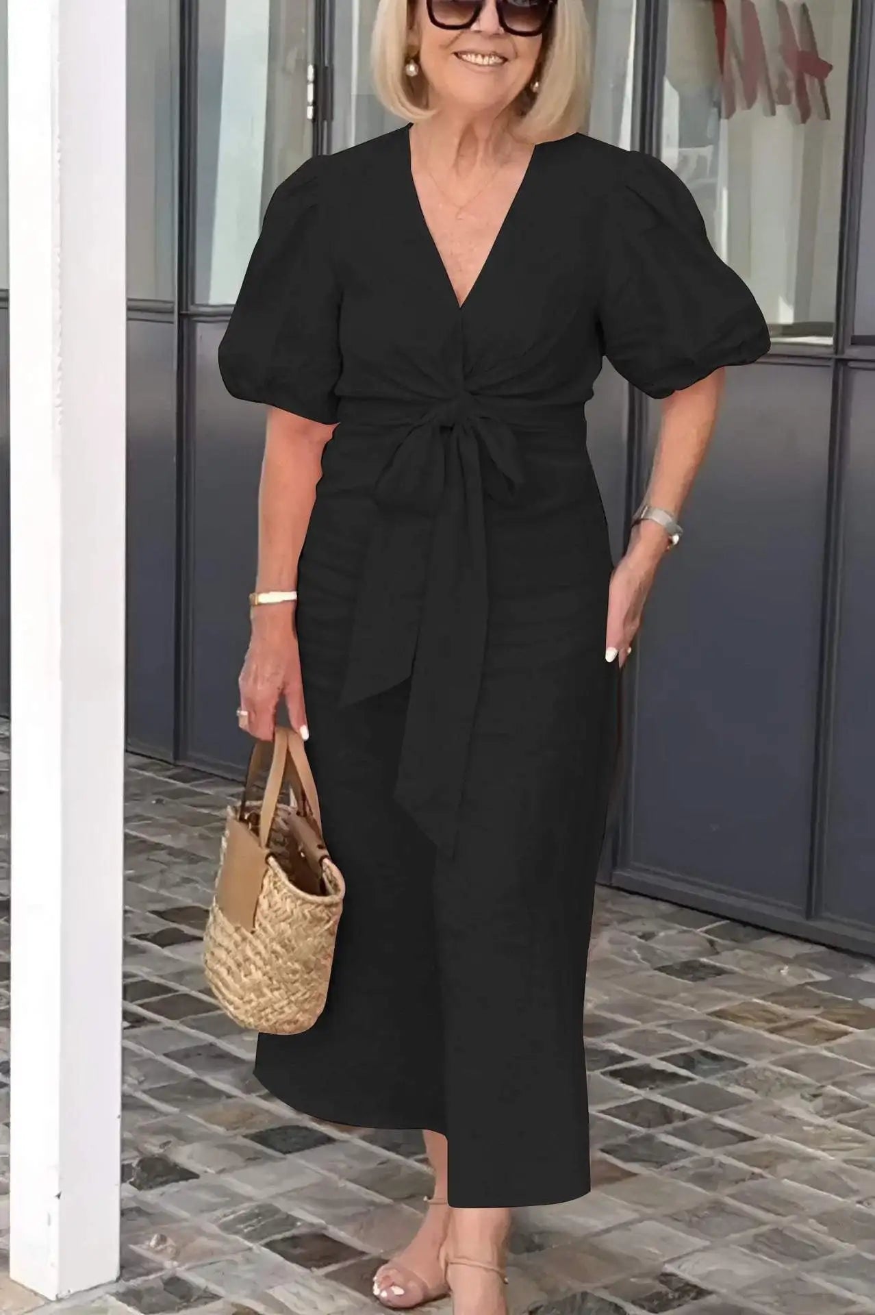 Levoire | Robe En Coton Élégante À Décolleté En V Noir