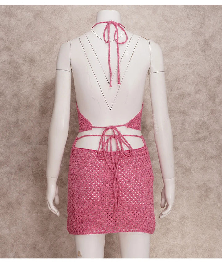Levoire | Col Rigide À Lacets Avec Un Top À Dos Nu Et Un Ensemble De Mini-Jupe