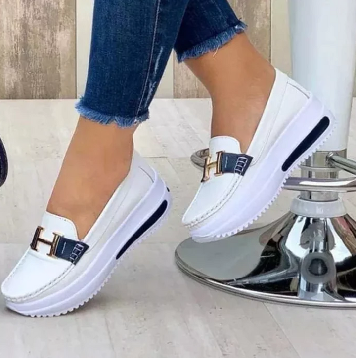 Levoire | Modèles De Chaussures Orthopédiques Spécifiques Aux Femmes Blanc