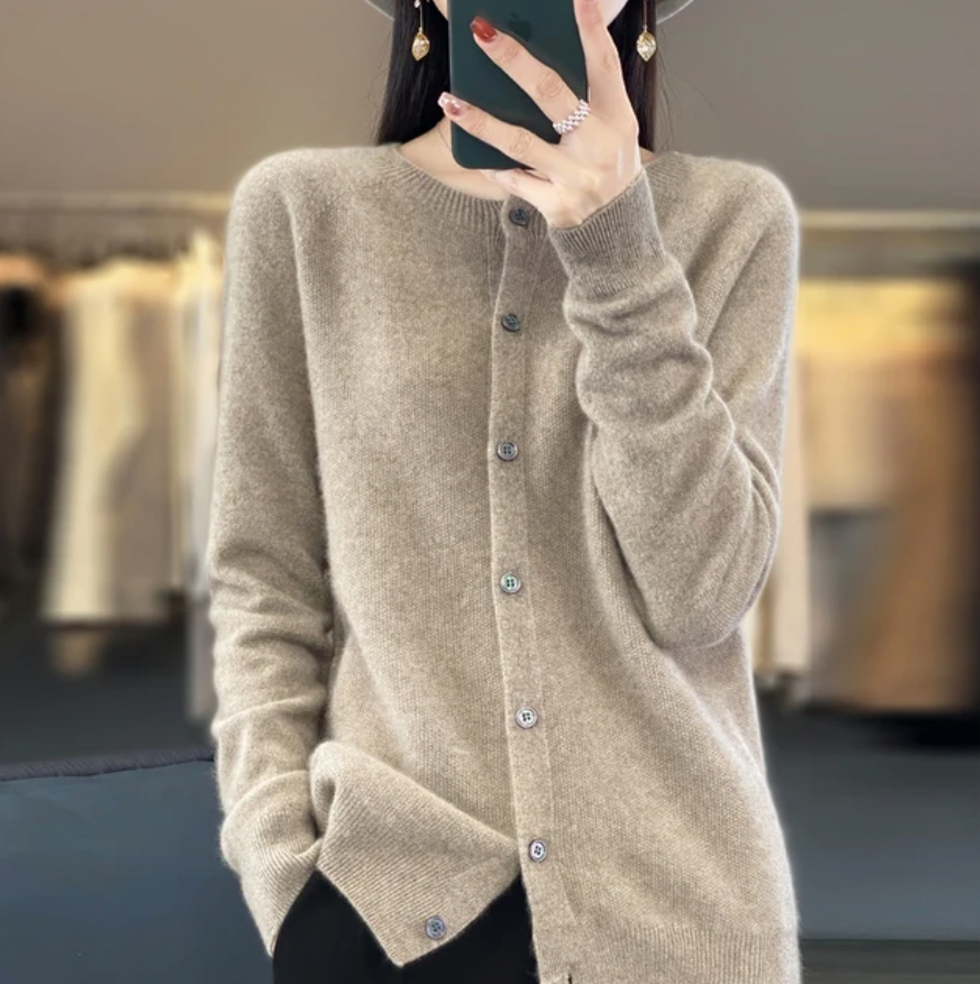 Levoire | Pull en laine chaude et fait à la main Khaki