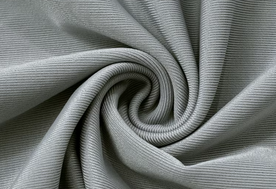 Levoire | Folb Robe