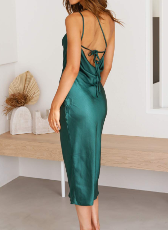 Levoire | Robes pour femmes robe midi en satin à épaule ouverte au dos