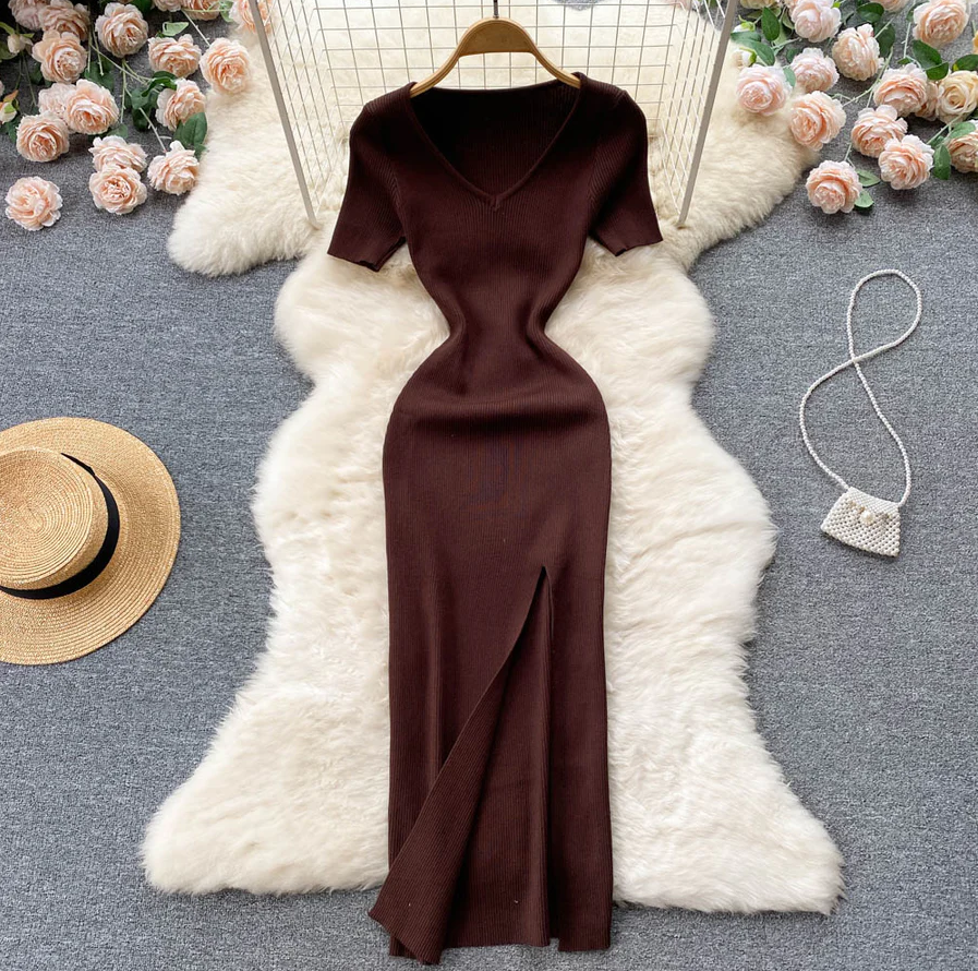 Levoire | Robe Carrée Cintrée Fendue Tricot Marron foncé Une taille