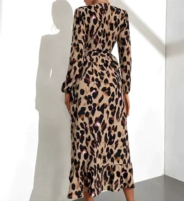 Levoire | V-Neck Robe Élégante