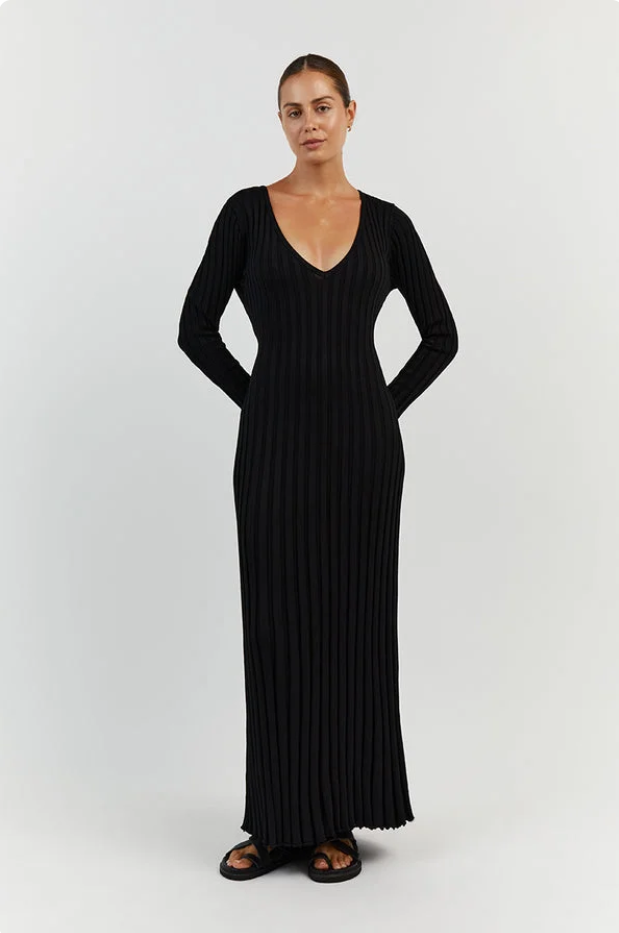 Levoire | Robe mi-longue à encolure en V et manches Noir