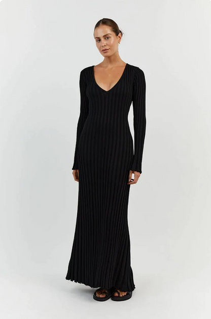 Levoire | Robe mi-longue à encolure en V et manches