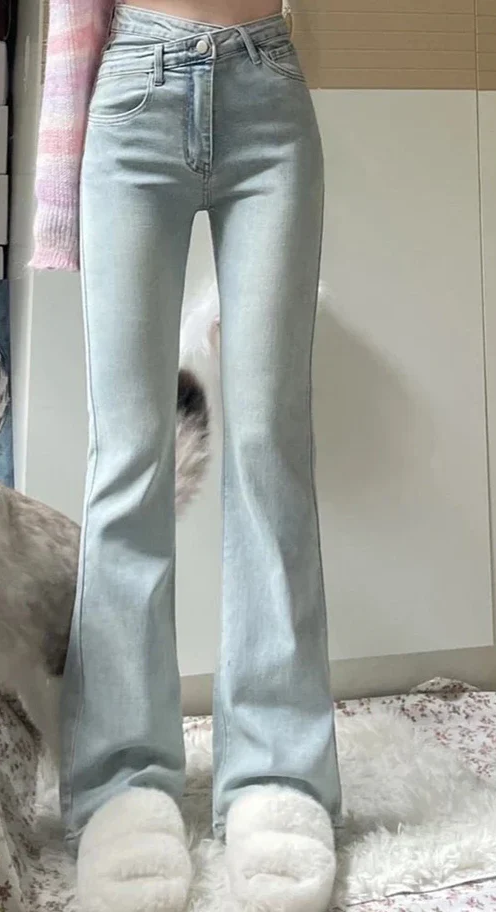 Levoire | Pantalon Évasé Étroit Taille Haute