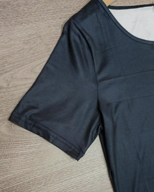 Levoire | Robe Midi Basique Avec Col Rond Et Bloc De Couleur