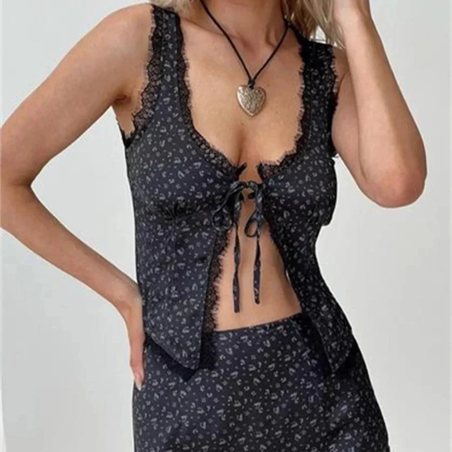 Levoire | Dentelle Détail Ensemble Crop Top Mini Jupe Deux Pièces Multi