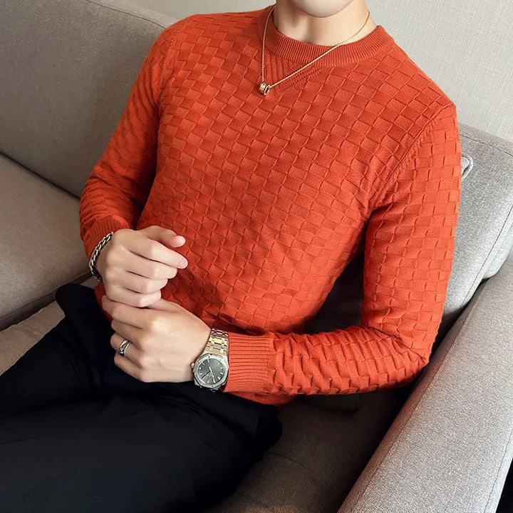 Levoire | Pull Élégant Pour Homme Avec Un Motif À Carreaux Marqué Orange