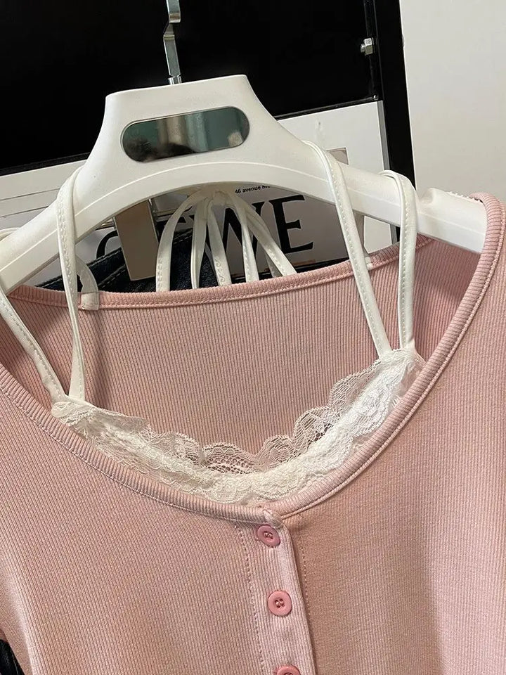 Levoire | Modernes, Élégant T-Shirt À Manches Longues Pour Femmes Avec Détails En Dentelle