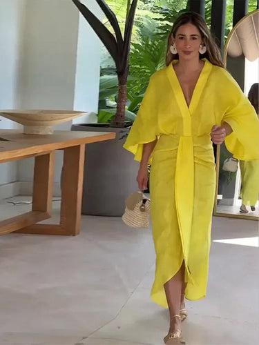 Levoire | Robe Élégante Avec Manches Cloches Et Décolleté En V