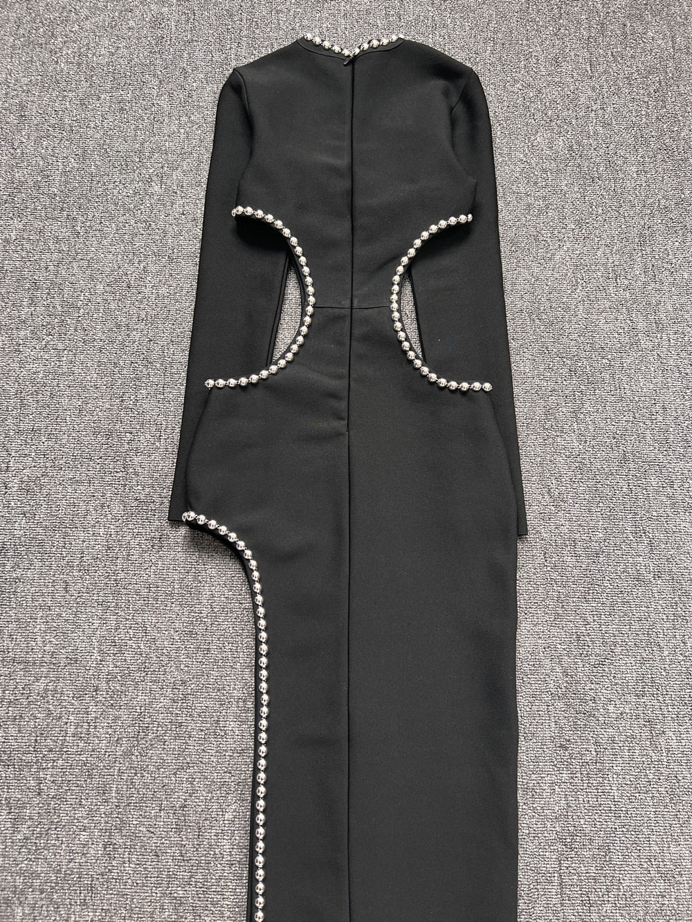 Levoire | Noir O-Top Découpe Perle Décoré Robe Longue