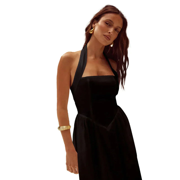 Levoire | Femme Robe longue élégante avec encolure ras du cou