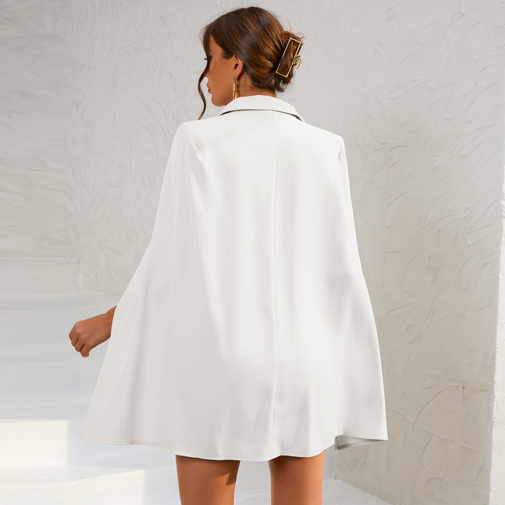 Levoire | Robe Cape Ajoutez Une Touche De Classe Et D'Élégance À Votre Garde-Robe