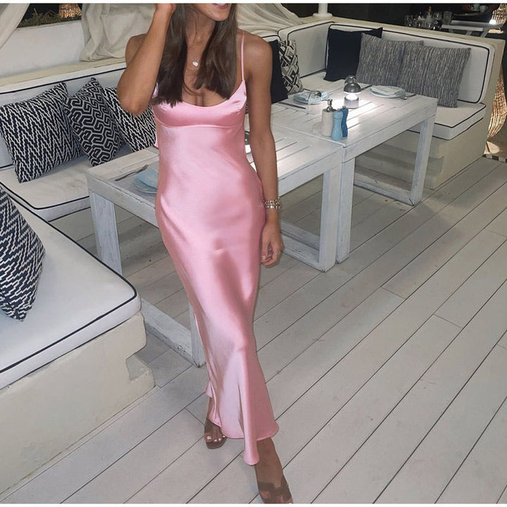 Levoire | Satin Sans Épaules Dos U Fente Midi Robe
