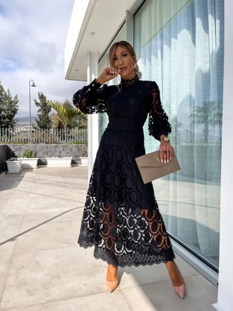 Levoire | Robe Maxi À Col Montant En Dentelle Avec Manches Bouffantes