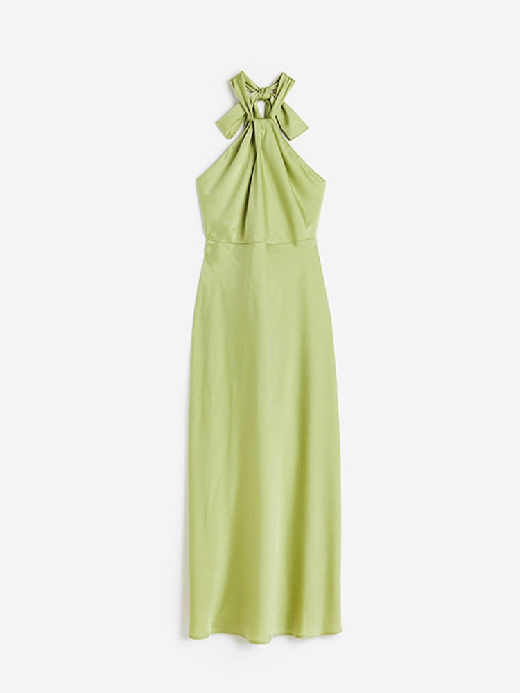 Levoire | Robe Maxi Décolletée Sans Dos En Satin Vert