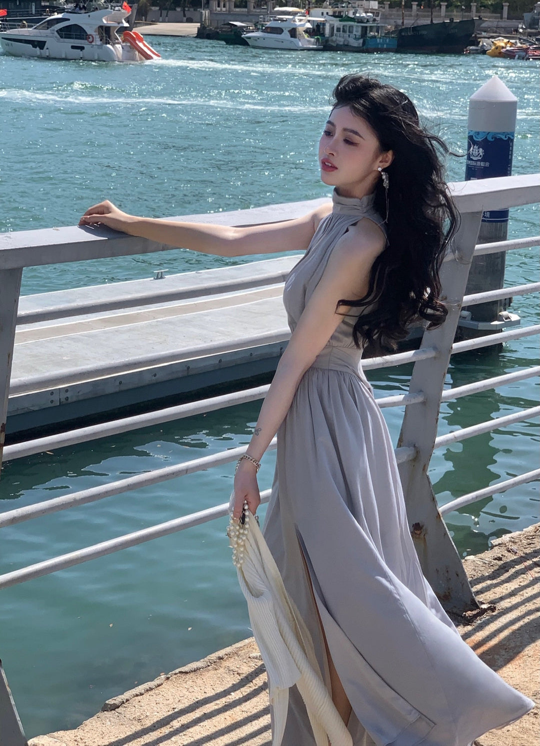 Levoire | Robe Midi En Chiffon Décolletée