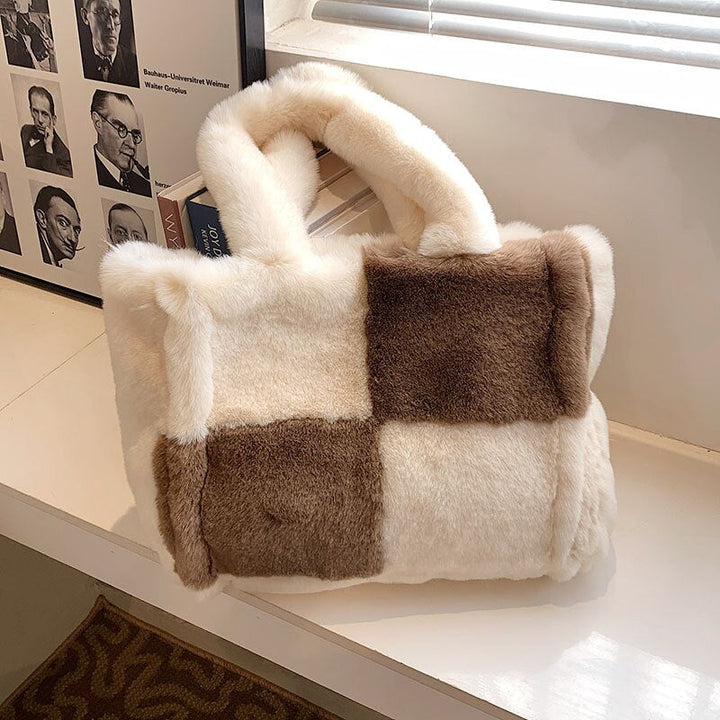 Levoire | Sac À Main En Peluche Pipe - Un Sac À Main Pour Femme Confortable Et Hivernal Blanc Marron