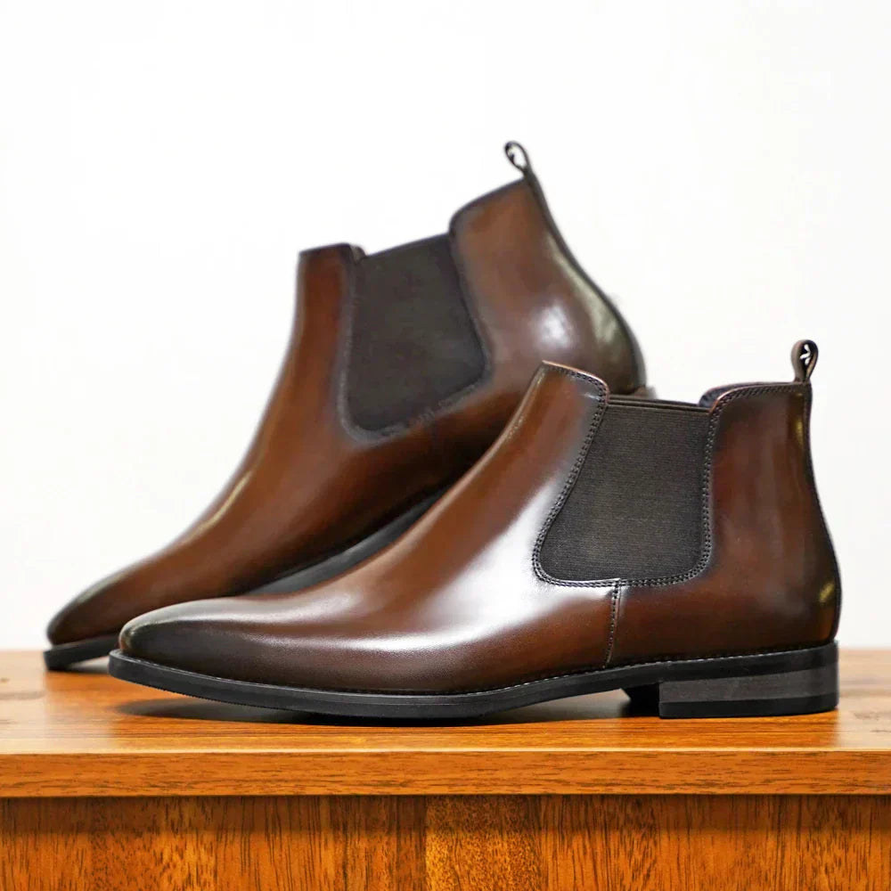 Levoire | Bottes en cuir avec une coupe moderne