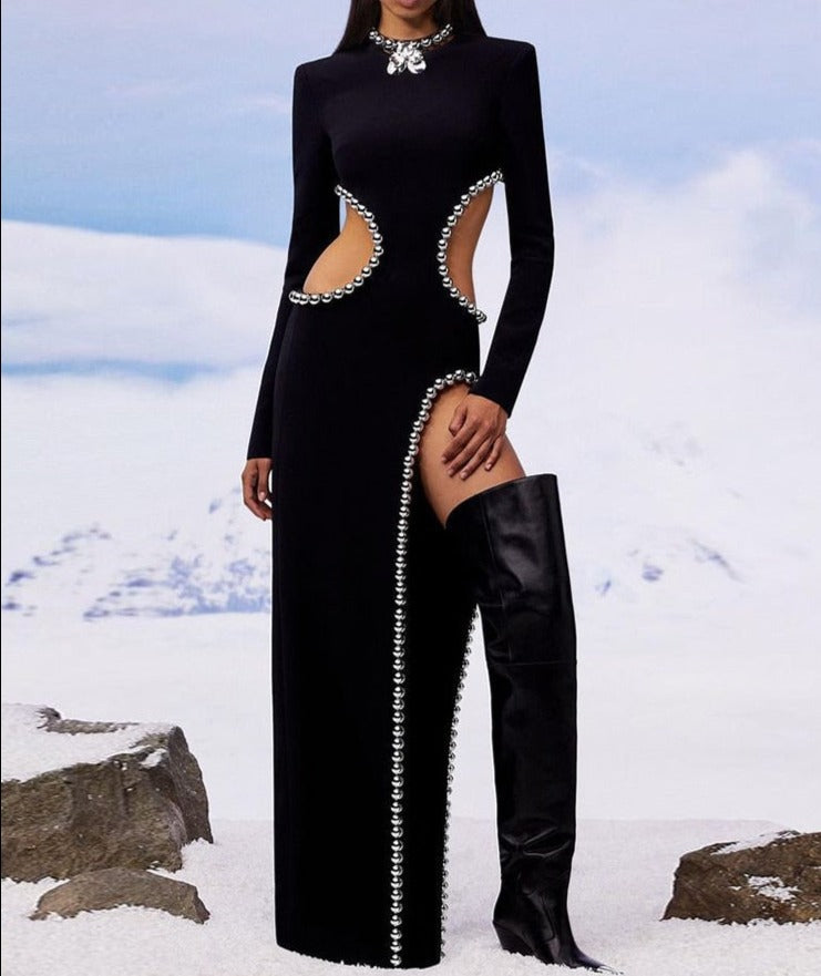 Levoire | Noir O-Top Découpe Perle Décoré Robe Longue