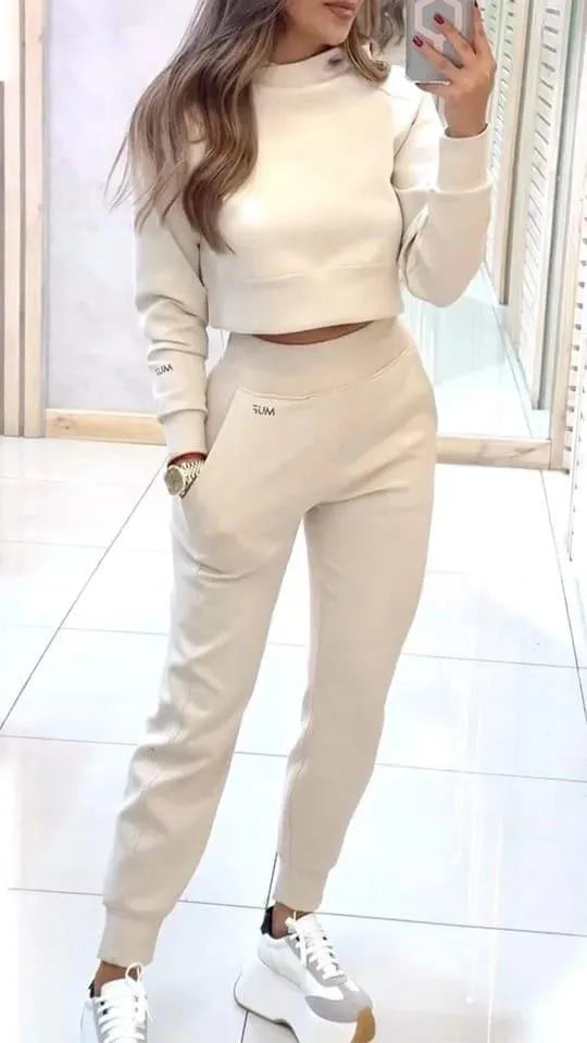 Levoire | Ensemble Sweatshirt et Pantalons Longs - Élégant Temps Libre OFF White
