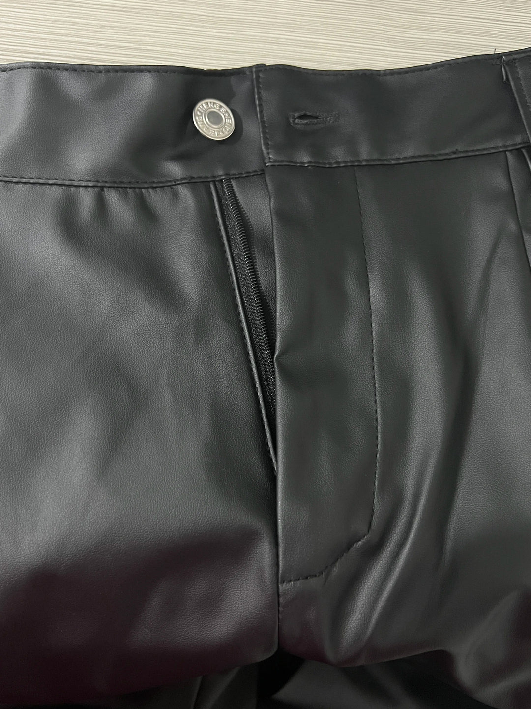 Levoire | Pantalon cargo en cuir