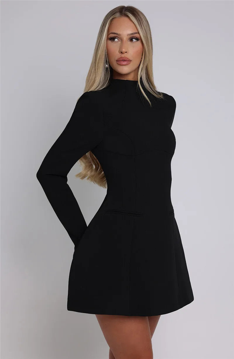 Levoire | Robe Mini Sexy Échancrée Pour Un Style Féminin Et Moderne