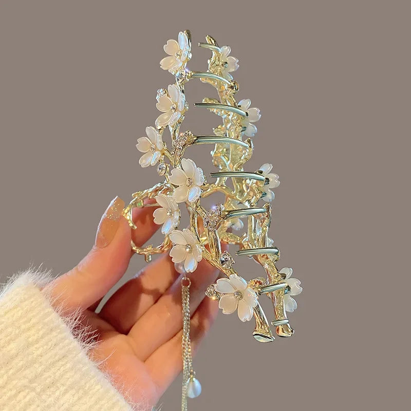 Levoire | En Perles Avec Fleurs Et Glands – Accessoire Élégant