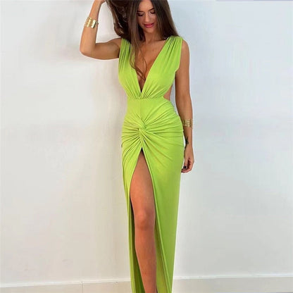 Levoire | Robe Maxi À Poches Ruchées En V Avec Fente Haute Vert