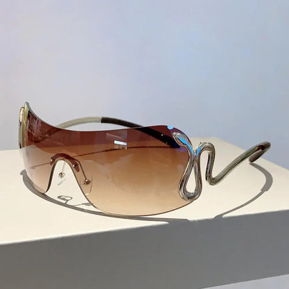 Levoire | Y2K Grande Taille Lunettes De Soleil Années 2000 T-shirt dégradé