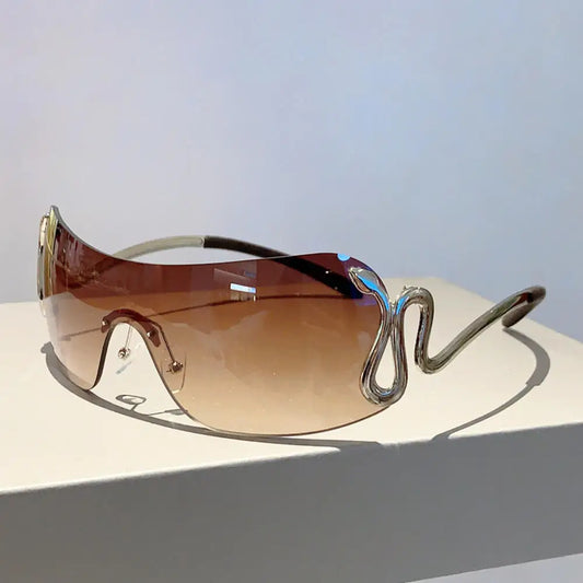 Levoire | Y2K Grande Taille Lunettes De Soleil Années 2000 T-shirt dégradé