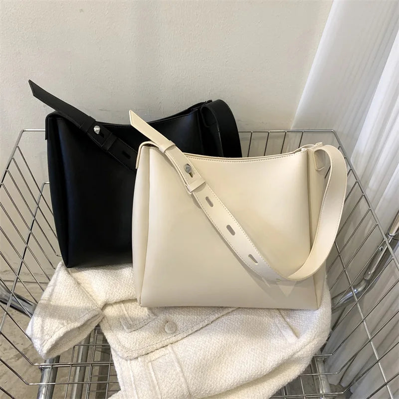 Levoire | Grand Sac À Main Et Sa Pochette